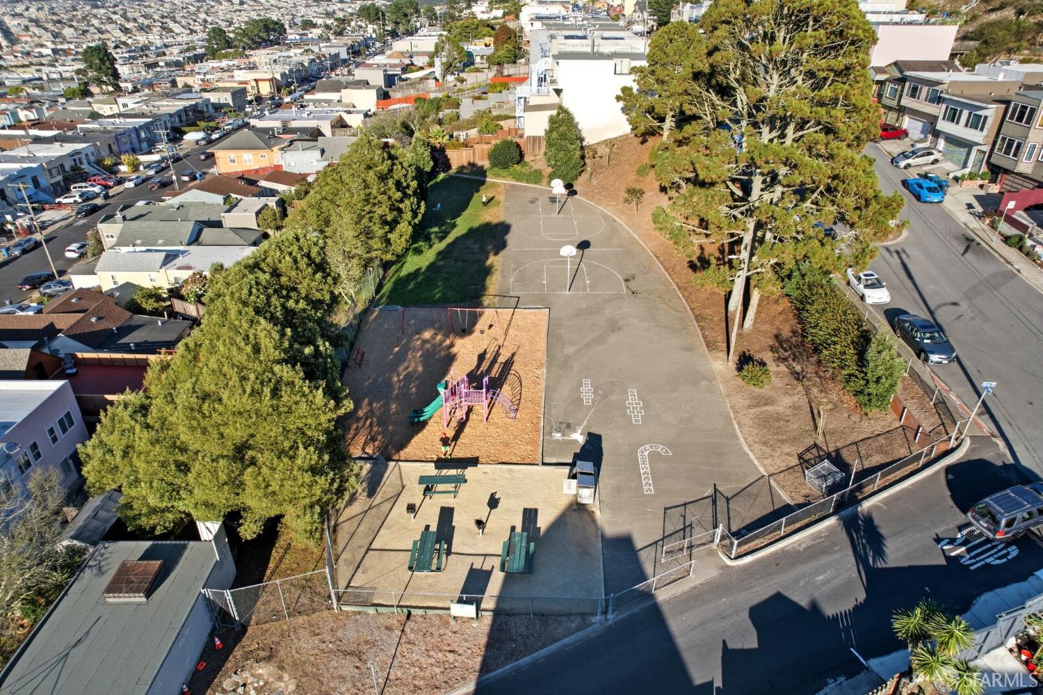 395 Frankfort Street