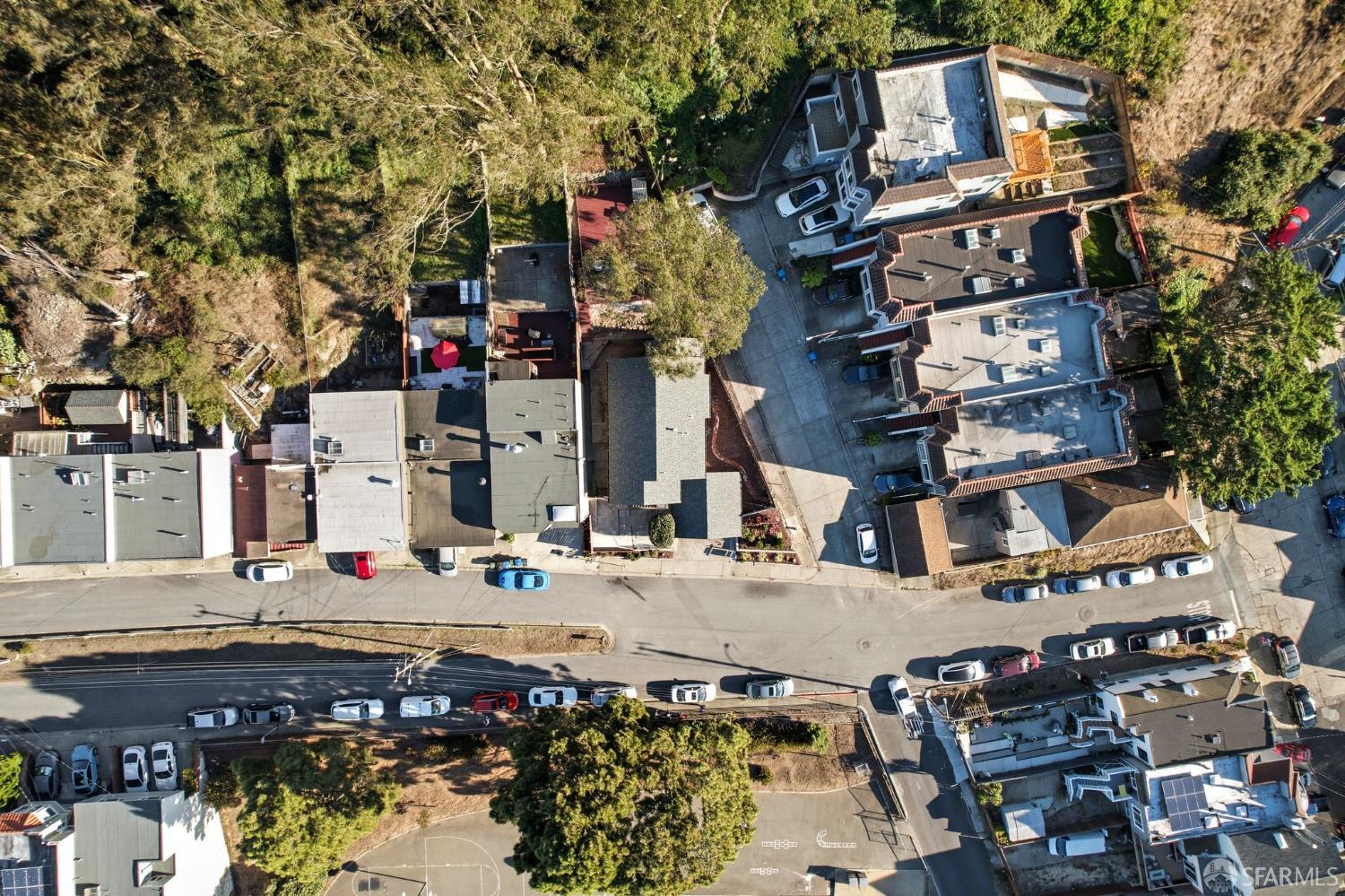 395 Frankfort Street