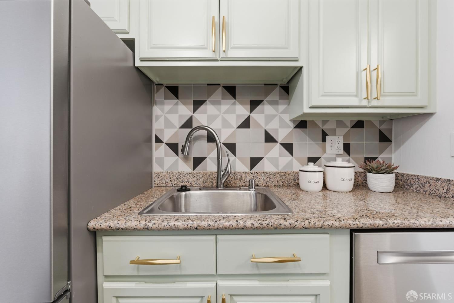 1551 Southgate Avenue # 102