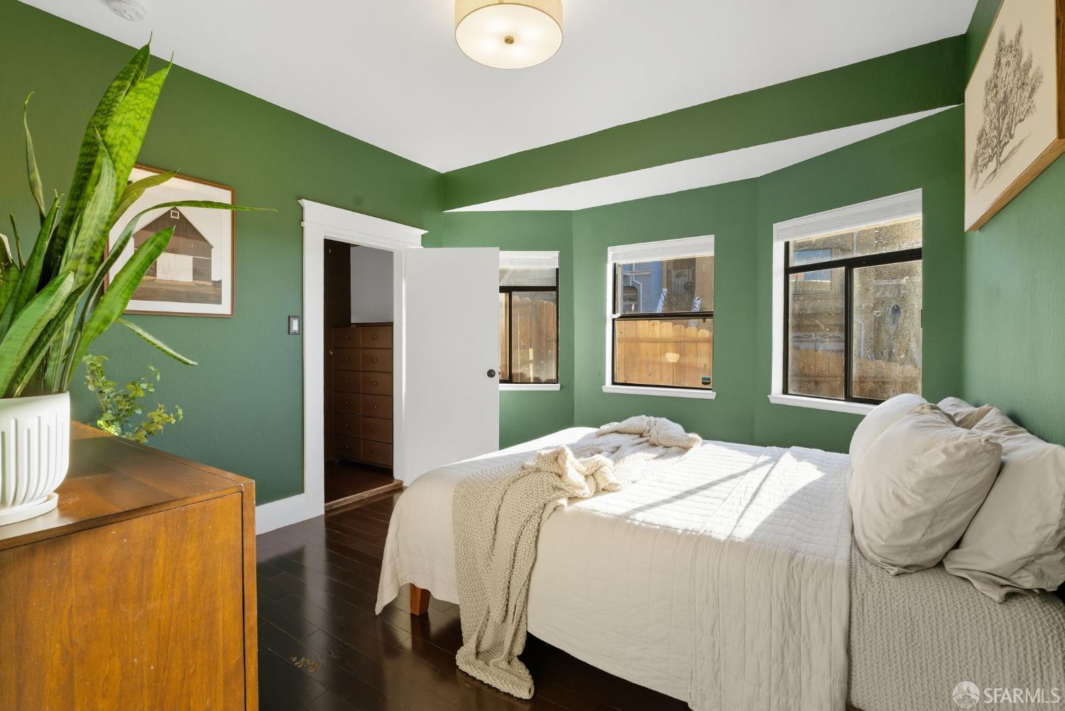 395 Frankfort Street