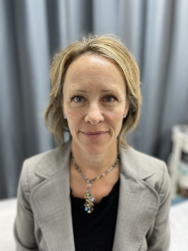 Lash Stop & Glow Bar Logo