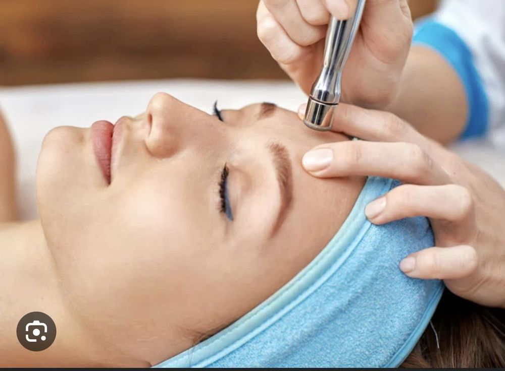 Bianchelos Skincare Essentials Logo