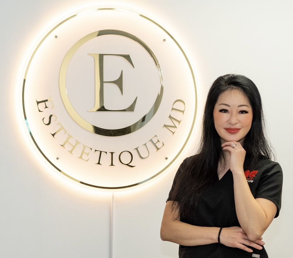Esthetique MD Logo