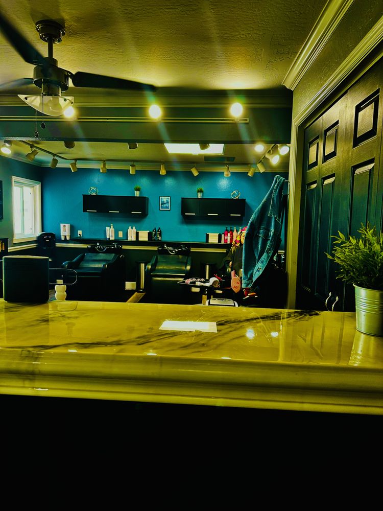 Irene the Stylist Logo